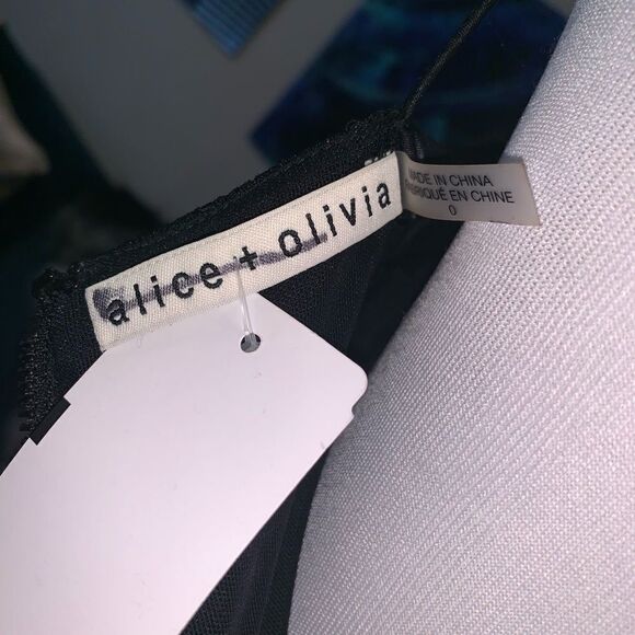 Alice + Olivia Stila Fitted Side-Slit Gown Dress - Picture 7 of 8